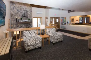 The Landing Resort - Sitzecke in der Lobby