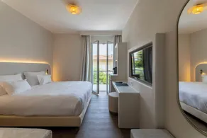 Hi Hotels Sirmione - Heated Lakeview Pool - Utsikt fra rommet