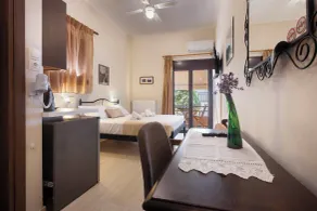 Mpalkoni Sti Monemvasia - Room