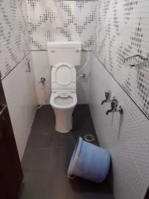 Padmashree lodge - Bathroom