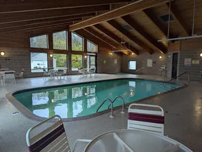 AmericInn by Wyndham St. Peter - Piscine