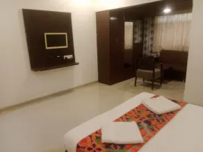 Hotel Shree Sai Wada - Room
