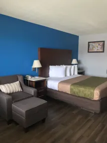 Econo Lodge Inn & Suites Virginia Beach - Norfolk - Habitación