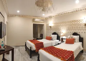 Laxmi Palace Heritage Boutique Hotel - Room