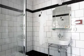 Best Western Premier Hotel Roosevelt - Bathroom