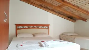 Dedehan Pansiyon - Room