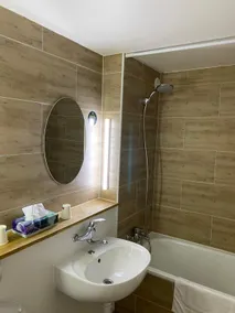 Kyriad ECO - Belfort Bessoncourt - Badeværelse