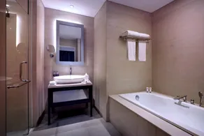 Grand Mercure Bandung Setiabudi - Bathroom