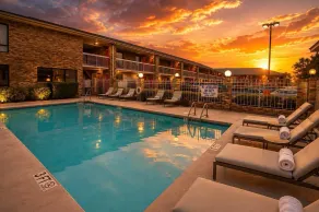 Rodeway Inn Expo Center - Piscina