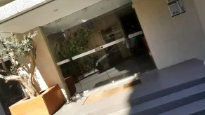 Achrafieh Apartments - Interior entrance