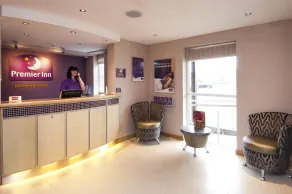 Premier Inn Llanelli Central West - Reception