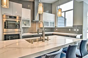 Modern Anchorage Townhome - By Delaney Park Strip! - Interiør