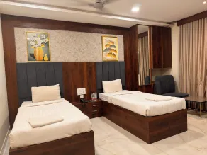 HOTEL JBS Minerva Grand - Room