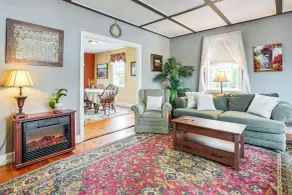 North Shore Townhome: 1 Mi to Singing Beach! - Interiör