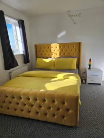 Tranquil Getaway in Wolverhampton - Perfect for Relaxation - Zimmer
