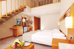Crystal Prestige Pearl Collection - Room