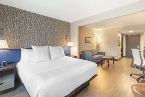 GLō Best Western Mississauga Corporate Centre - Chambre