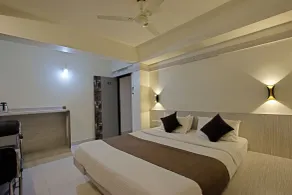Mannars Residency - Room