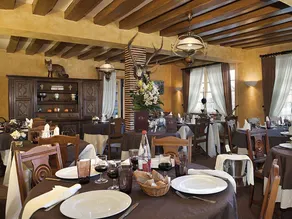 Logis Auberge À La Tête De Lard - Restaurant