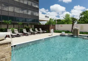 Hilton Waco - Piscine