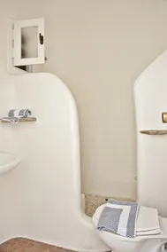 Evagelia's Place - Bathroom