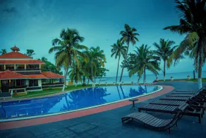 The World Backwaters, Alleppey - Piscine