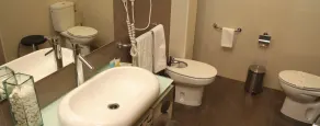 Hotel Macami - Bathroom
