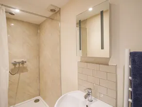 Millstone Cottages - Granary Cottage - Bathroom