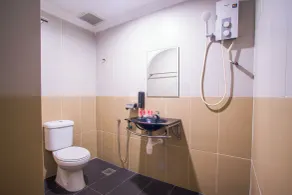 Hotel O Casavilla Hotel - Bathroom