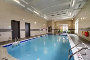 Holiday Inn & Suites Peoria At Grand Prairie by IHG - Piscine