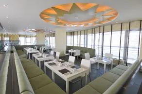 Al Raya Suites - Restaurante