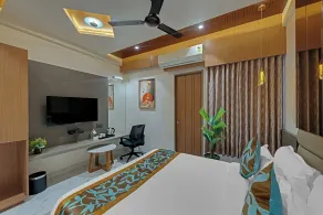 CLAY Royal Comfort by SOIL TO SOUL - Room