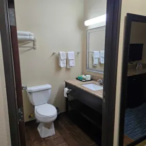 Karnes City Lodge - Bad