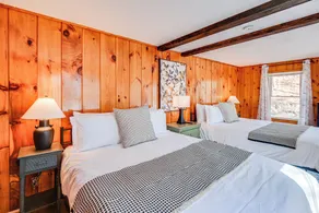 Cozy Home Near Lake Winnipesaukee & Hiking Trails - Interior