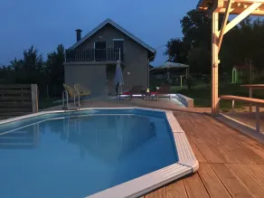 Ferienhaus David - privater beheizter Pool - Unterkunftsgelände