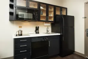 Candlewood Suites Charleston-Northwoods by IHG - Rum