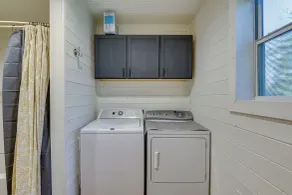 Dog-friendly Home w/ Yard & Fire Pit in Midlothian - Interior