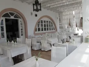 Porto Scoutari Romantic Hotel - Restaurant
