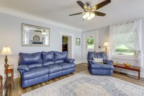 'grandma Kellys' Southeast Indiana Farmhouse! - Interni