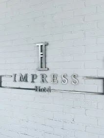 Hotel Impress - Entrée intérieure