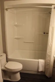 Stay Easy Inn - Bathroom