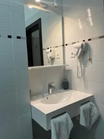 Albert Hotel - Badezimmer