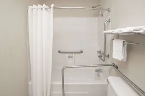 Super 8 by Wyndham Shreveport - Salle de bain