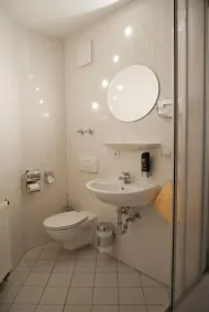 Hotel Garni Brauhof Niederwiesa - Bathroom