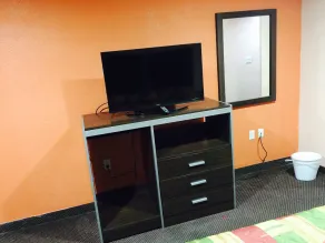 Scottish Inn & Suites Hobby Airport - Room