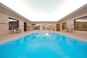 Holiday Inn Express Hotel & Suites Tipp City by IHG - Piscine