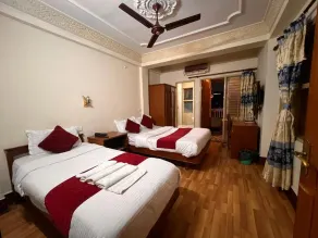 Trekkers Home - Room