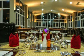 Oak Ray Elephant Lake - Restaurant