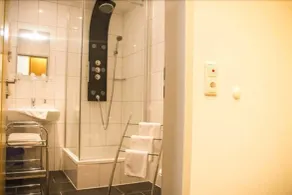 Hotel Waldlust B & B - Bathroom
