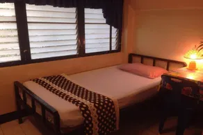 Prasuri Guest House - Room